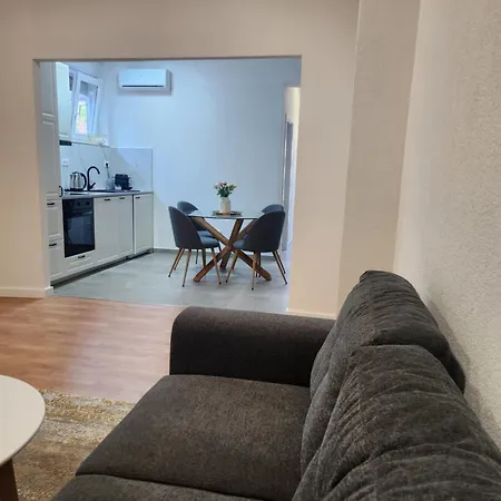 Ladami Apartamento Kaštela